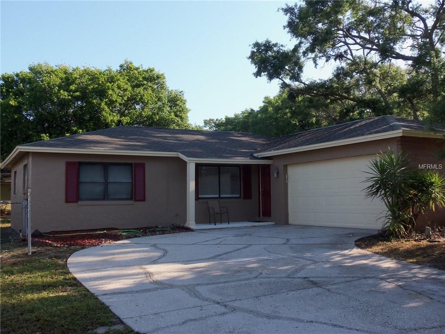 2304 Lincoln Ct, Brandon, FL 33510 - photo 1