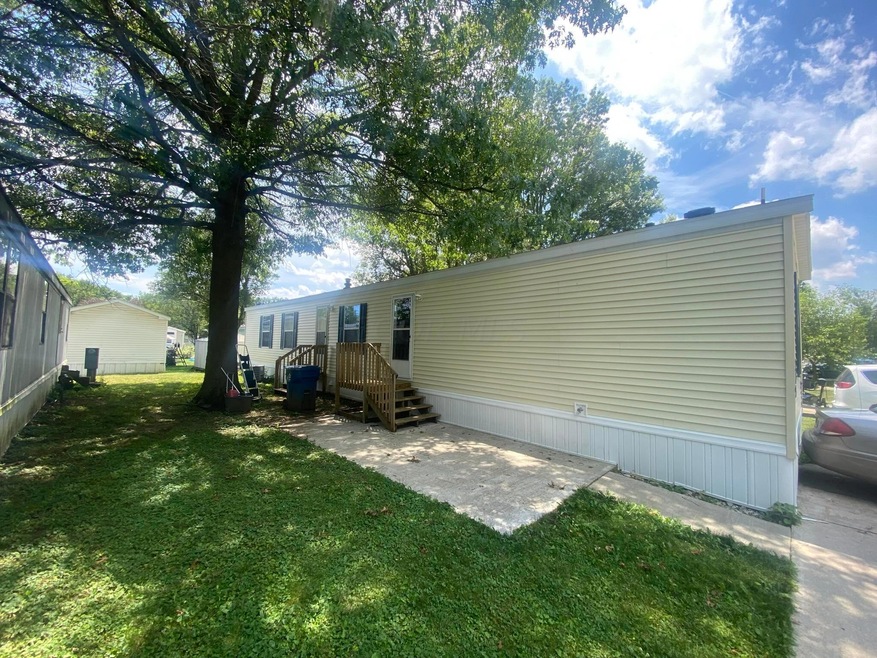 exterior 210