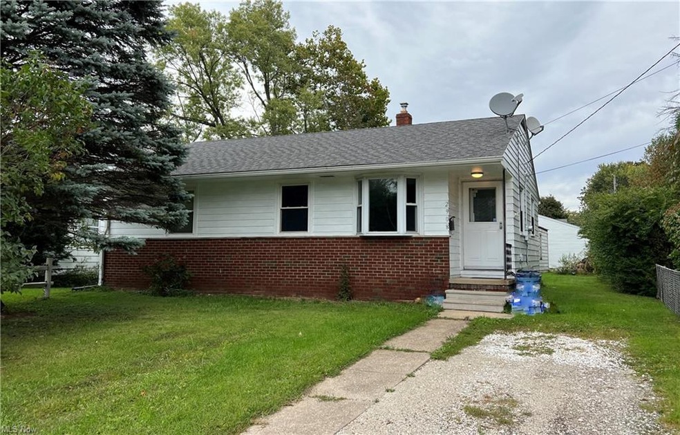 2-bedroom, 1-bath ranch with 1.5-car detached gara
