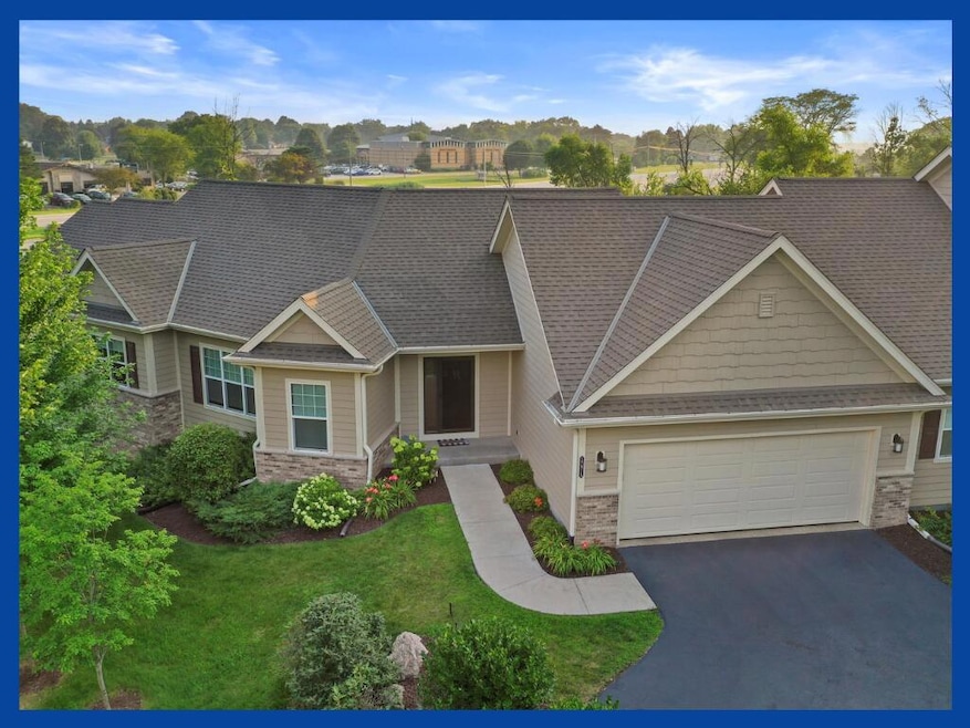 17915 Ashlea Dr, Brookfield, WI 53045 - photo 1