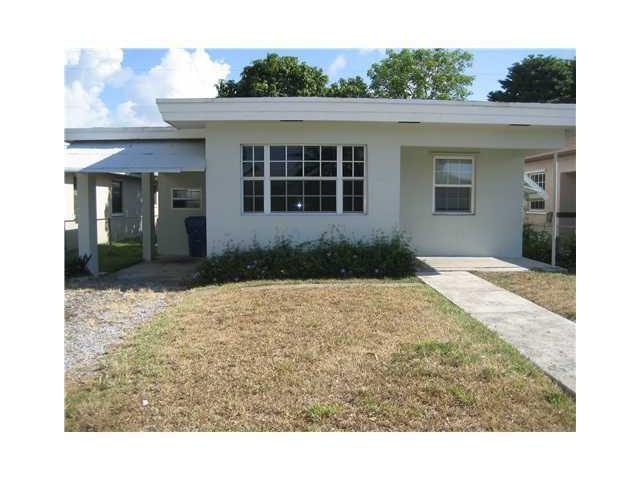 2315 Douglas St, Hollywood, FL 33020 - photo 1
