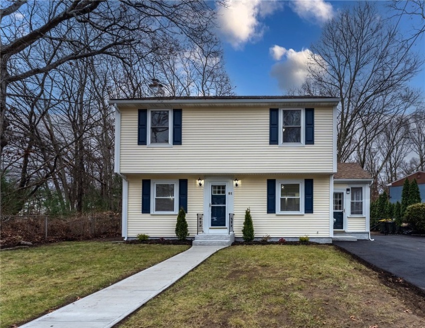 81 Whipple Rd, Smithfield, RI 02917 - photo 1