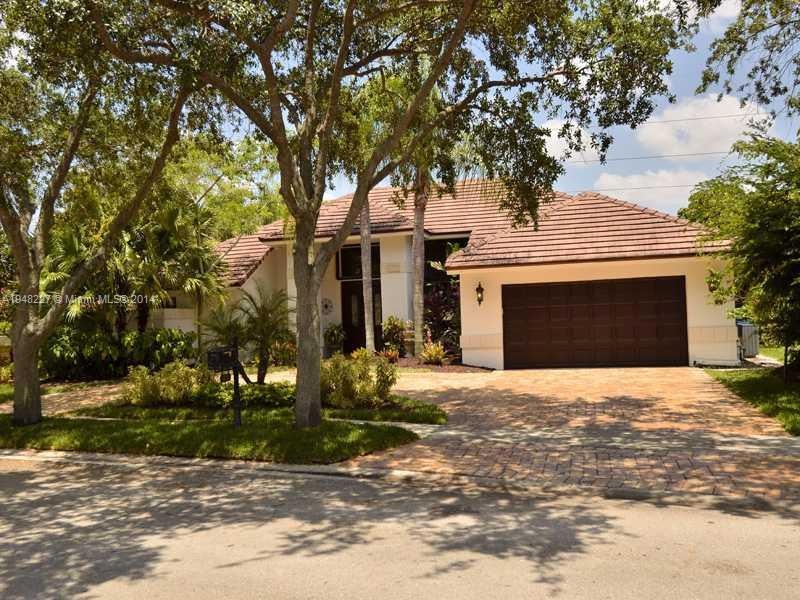 1031 Pine Branch Dr, Weston, FL 33326 - photo 1