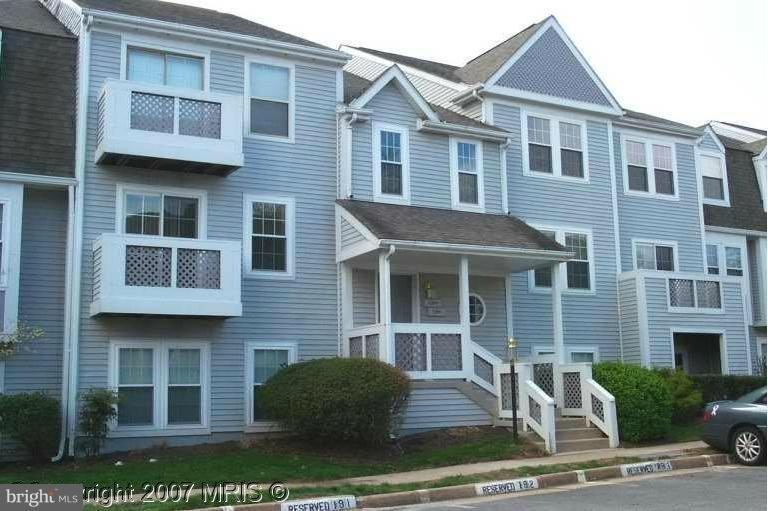 12893B Grays Pointe Rd unit B, Fairfax, VA 22033 - photo 1