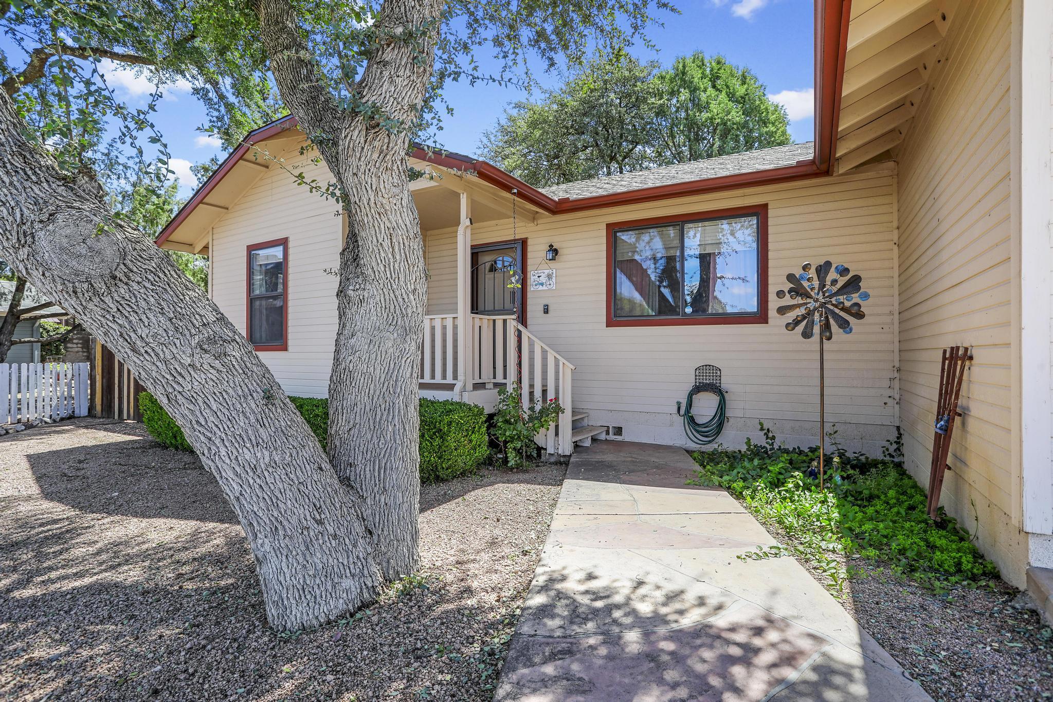 837 W Payson Pkwy