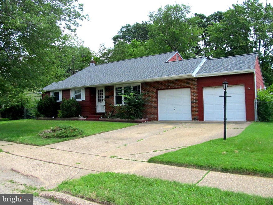 706 Linfield Ave, Delran, NJ 08075 - photo 1