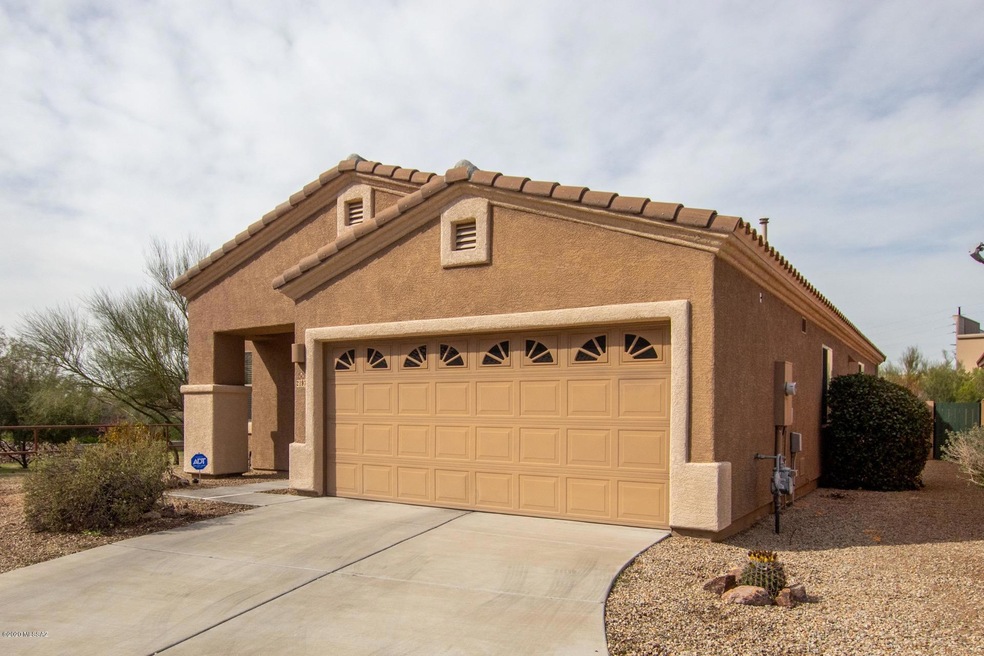 2197 E Stone Stable Dr, Tucson, AZ 85737 - photo 1