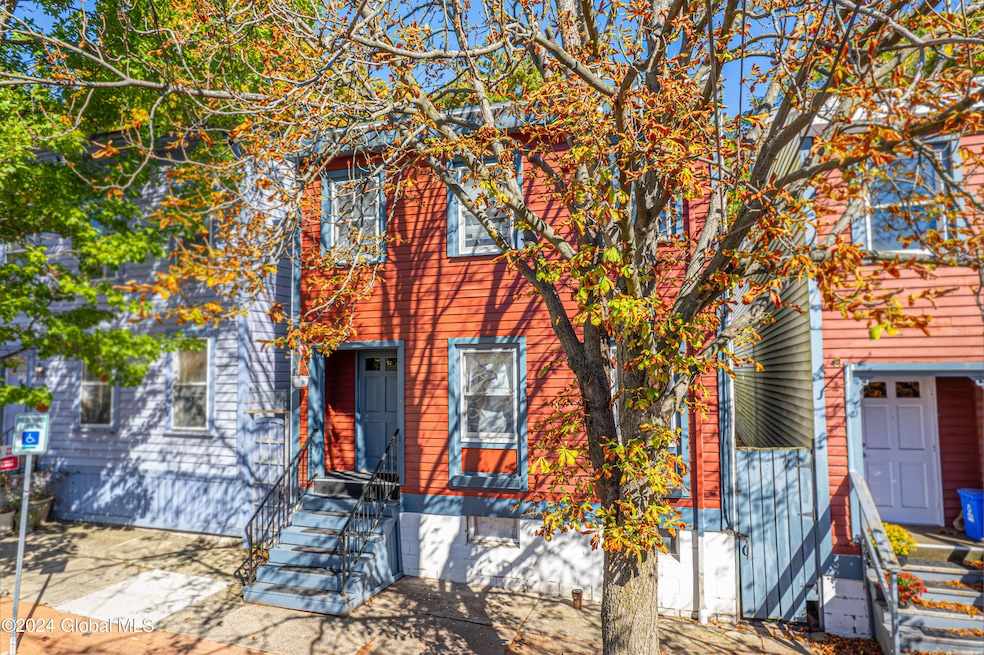 Sold $220,000 • Co-Listing Agent