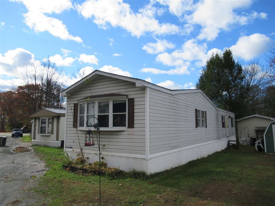 8 Chambers Ln, Hartford, VT 05001 - photo 1