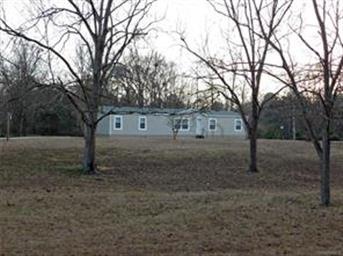 Welcome home to 21 Hoover Dr!