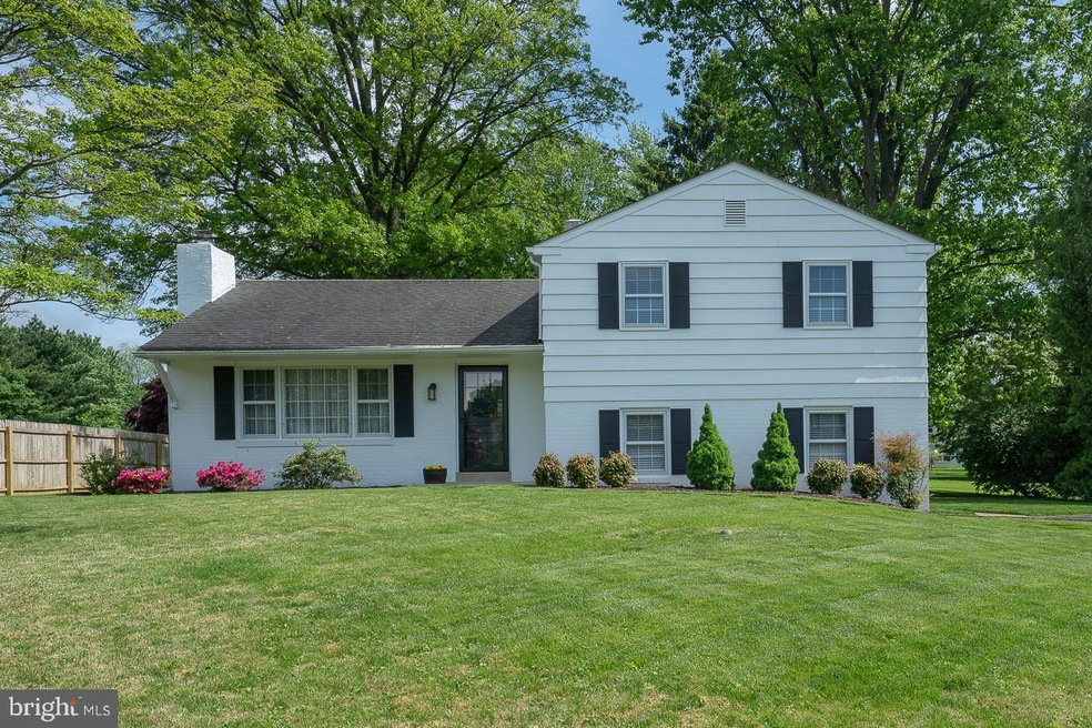 1264 Ravens Ln, West Chester, PA 19382 - photo 1