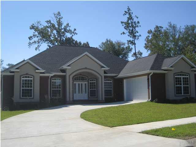 8702 Salt Grass Dr, Pensacola, FL 32526 - photo 1