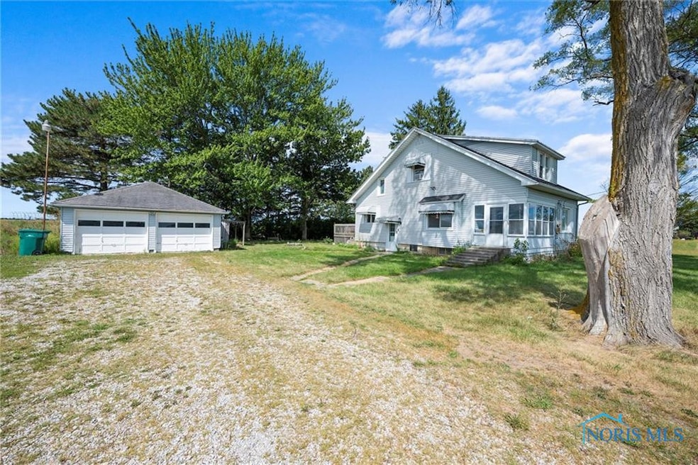 21151 Fostoria Rd, Luckey, OH 43443 - photo 1