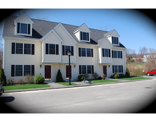 6 Messenger St unit 12, Plainville, MA 02762 - photo 1