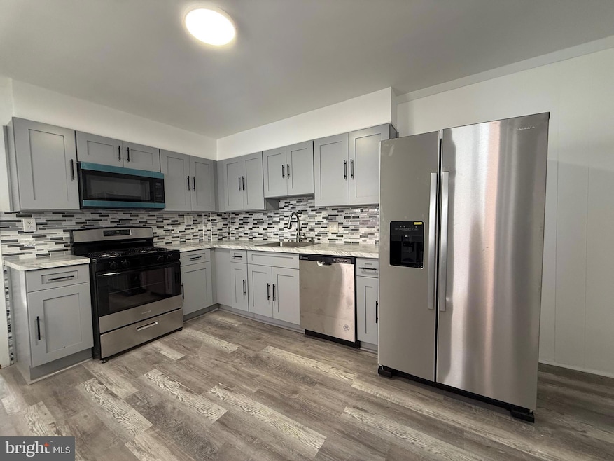 Under Contract $299,900