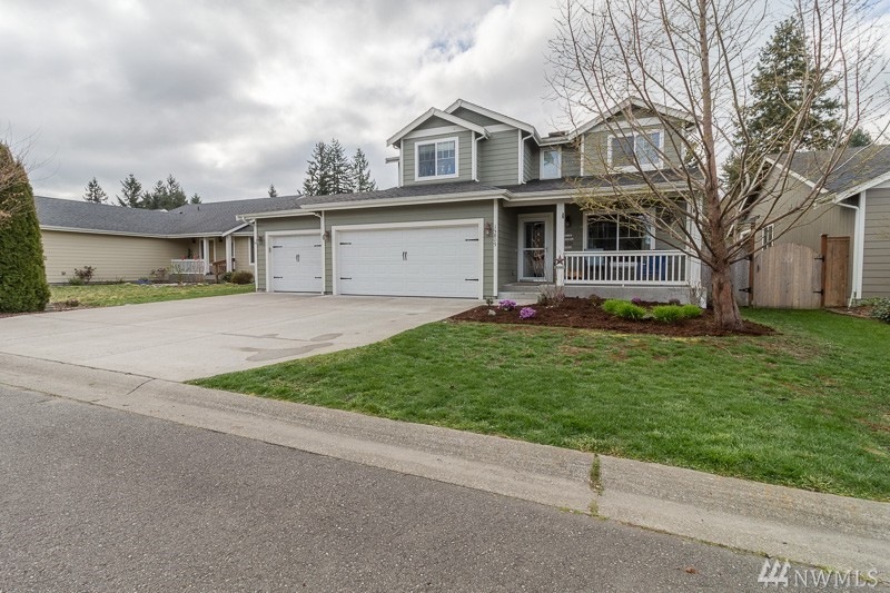 15809 Yelm Terra Way SE, Yelm, WA 98597 - photo 1