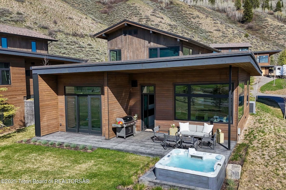 For Sale $3,595,000