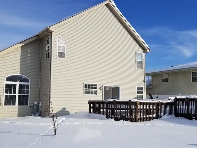 18620 Walnut Ave, Country Club Hills, IL 60478 - photo 1