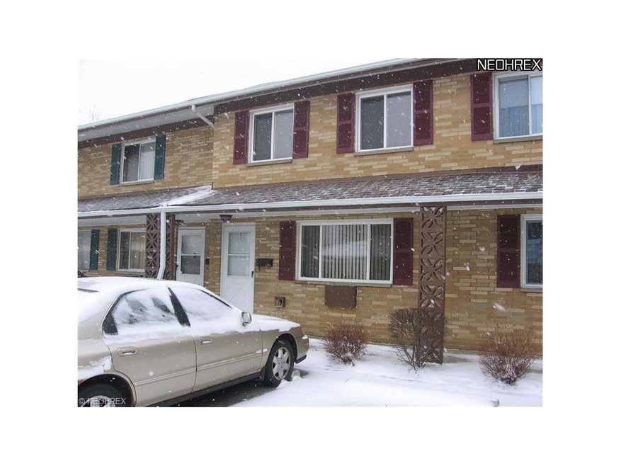 1565 Lee Terrace Dr unit E8, Wickliffe, OH 44092 - photo 1