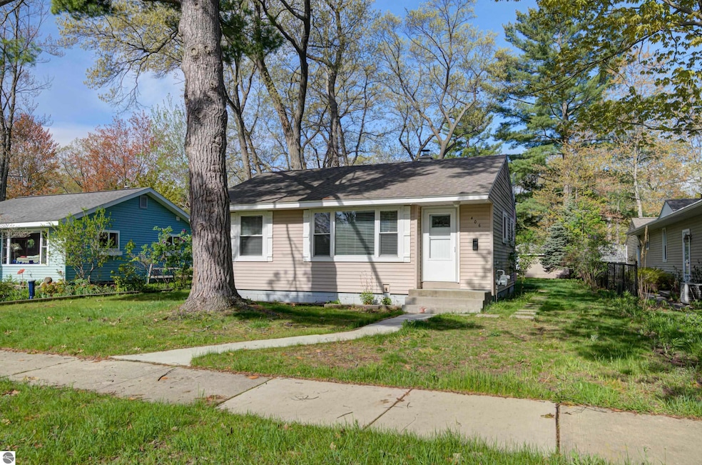 Under Contract $299,900