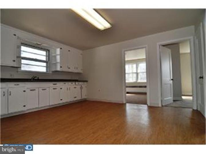 1655 Horseshoe Pike unit 4, West Brandywine, PA 19343 - photo 1