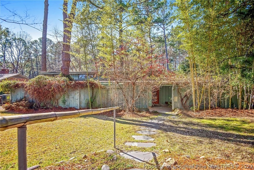 2533 Mirror Lake Dr, Fayetteville, NC 28303 - photo 1