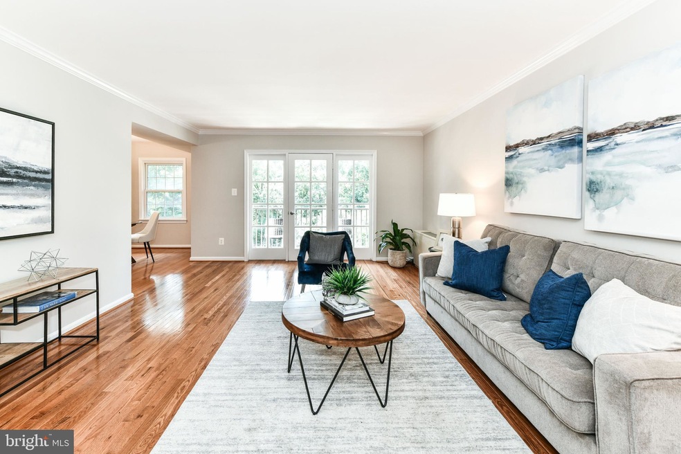 3336 Spring Ln unit A44, Baileys Crossroads, VA 22041 - photo 1