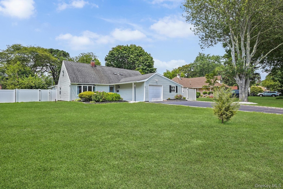 Coming Soon $650,000 • Co-Listing Agent