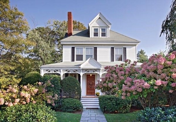 34 Hartford St, Newton Highlands, MA 02461 - photo 1