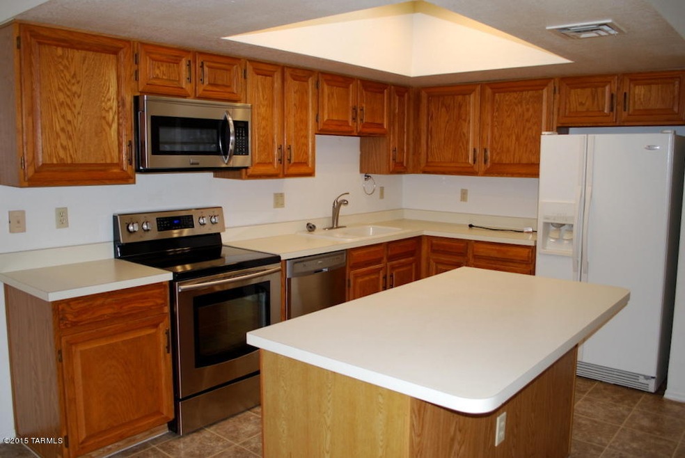 4581 N Camino Campero, Tucson, AZ 85750 - photo 1