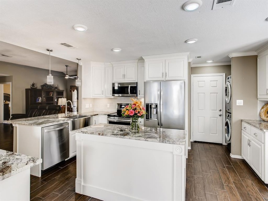 805 Foxwood Ln, Wylie, TX 75098 - photo 1