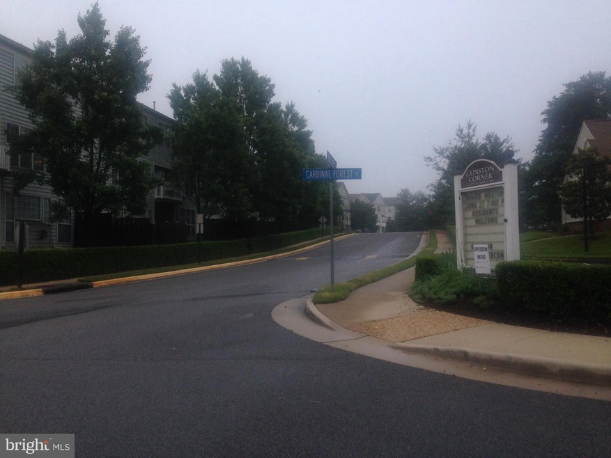 8211 Crossbrook Ct unit 101, Lorton, VA 22079 - photo 1