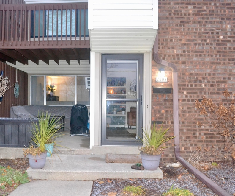 2906 14th Place unit 110, Kenosha, WI 53140 - photo 1