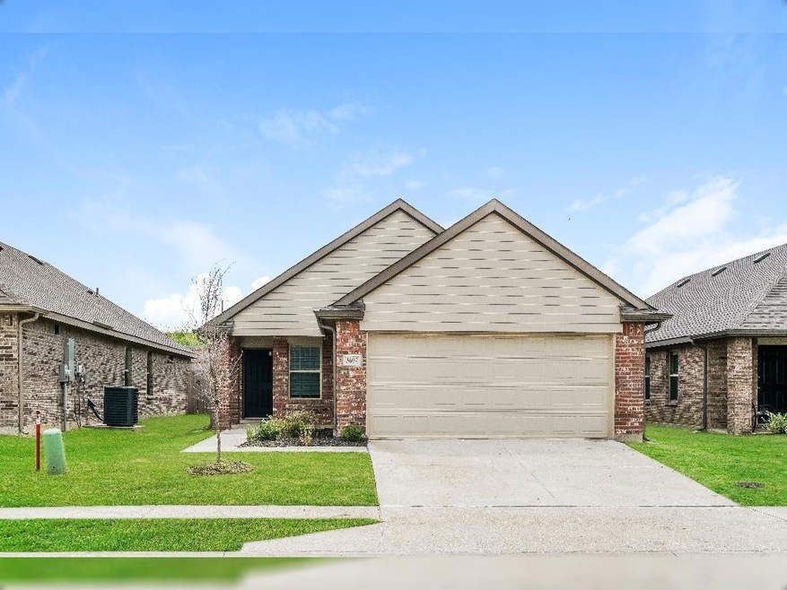 3607 Joshua St, Ennis, TX 75119 - photo 1