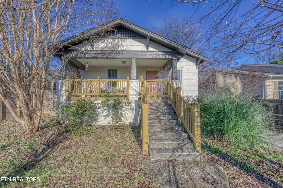 225 Cedar Ave, Knoxville, TN 37917 - photo 1