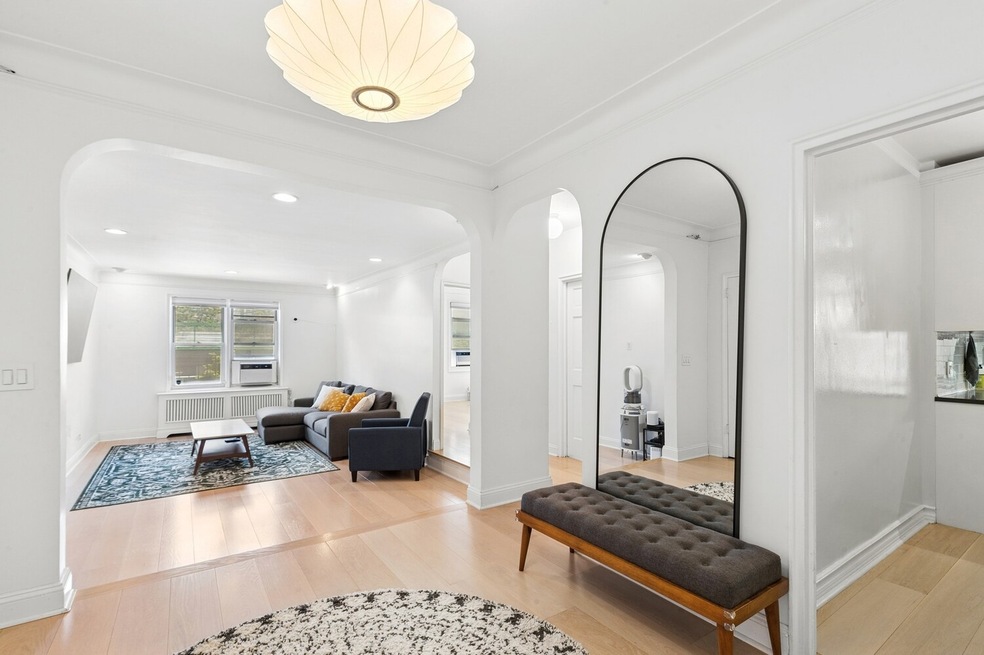 300 W 53rd St unit 2E, New York, NY 10019 - photo 1