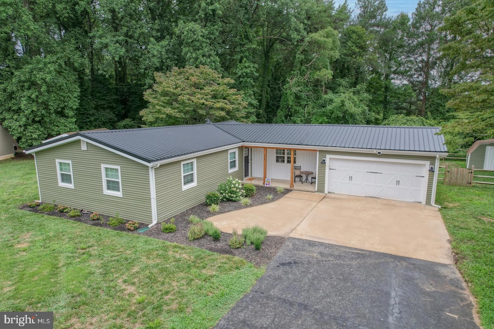 310 Captain Davis Dr, Camden Wyoming, DE 19934 - photo 1