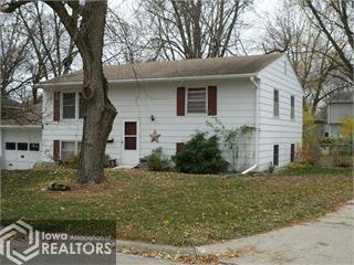 307 W 15th St N, Newton, IA 50208 - photo 1