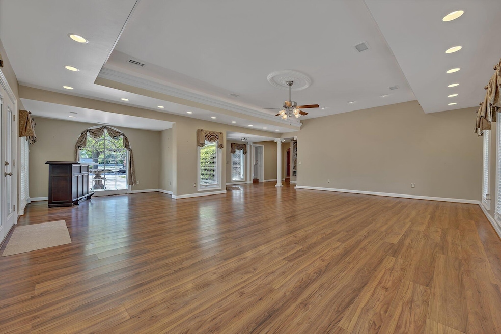 509 S Morgan Ave, Andrews, SC 29510 - photo 1