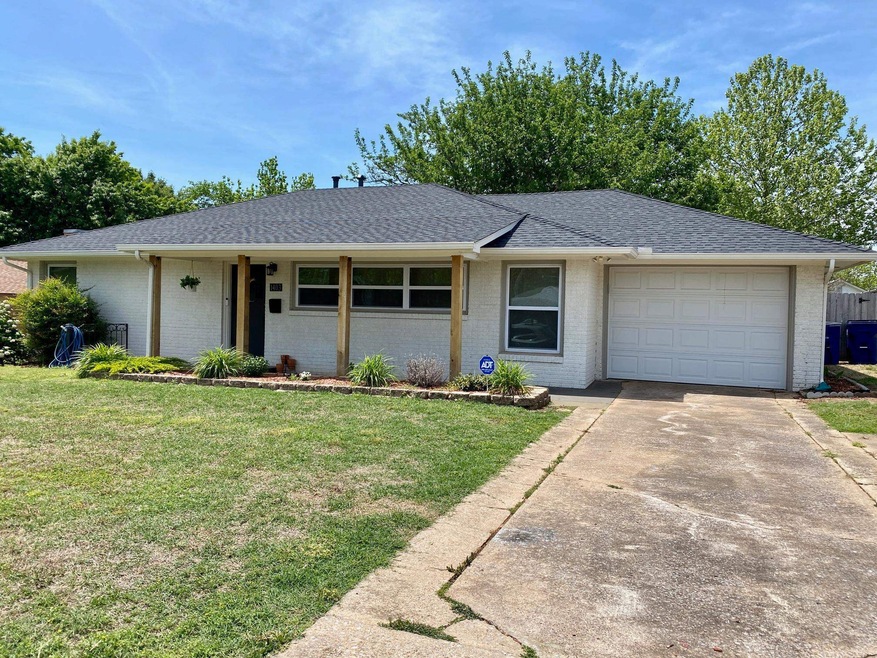 1403 1403 N Grand, Duncan, OK 73533 - photo 1