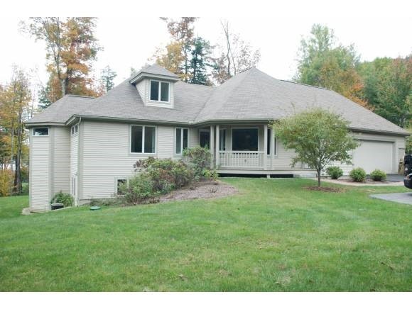 136 Ledgewood Cir, Hebron, NH 03241 - photo 1