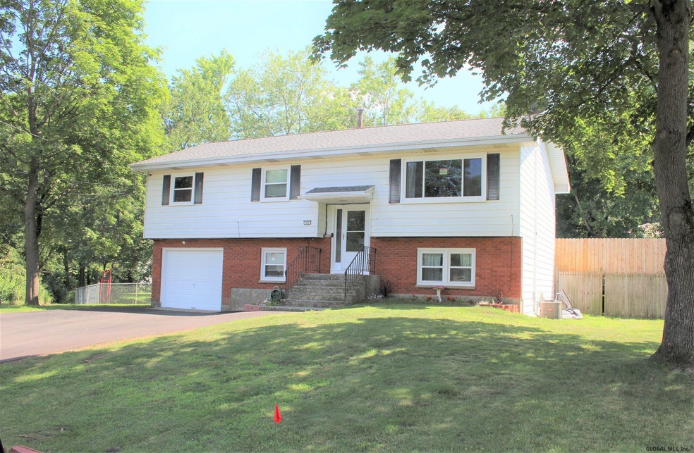 15 Fireside Ln, Latham, NY 12110 - photo 1