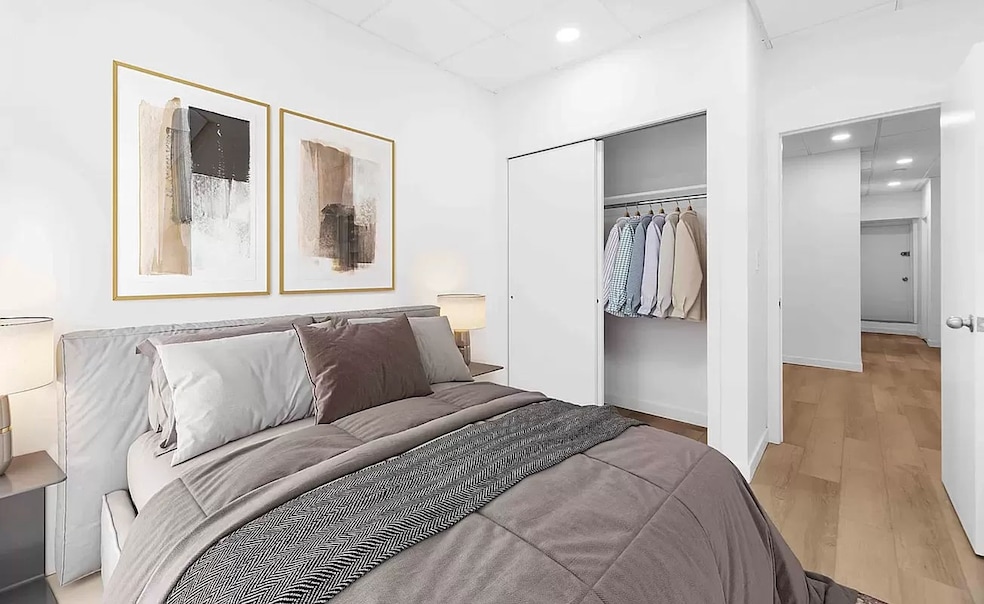 369 W 36th St unit 3 E, New York, NY 10018 - photo 1