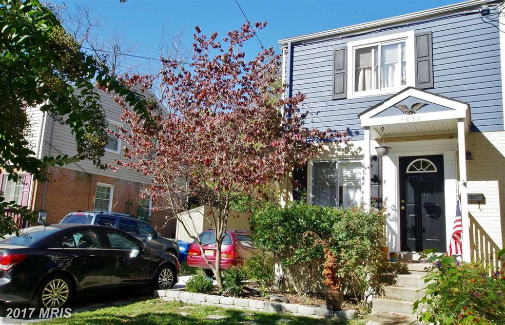 5636 Fenwick Dr, Alexandria, VA 22303 - photo 1