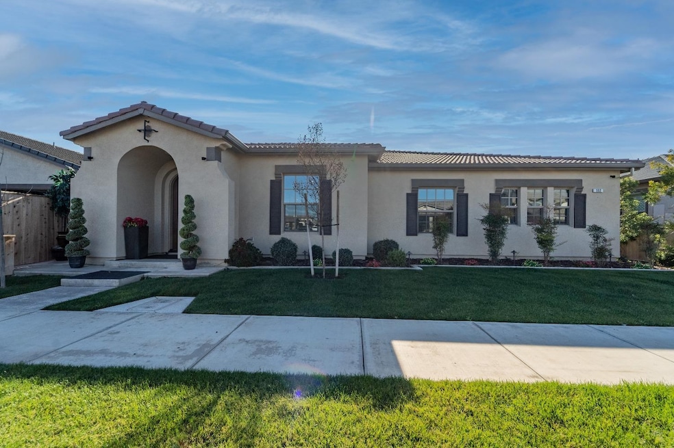 552 Ledo Ln, Oakdale, CA 95361 - photo 1