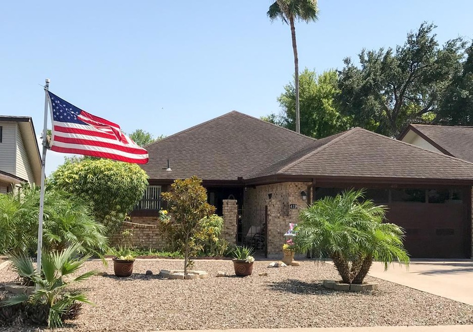 419 Rexine Dr, Alamo, TX 78516 - photo 1