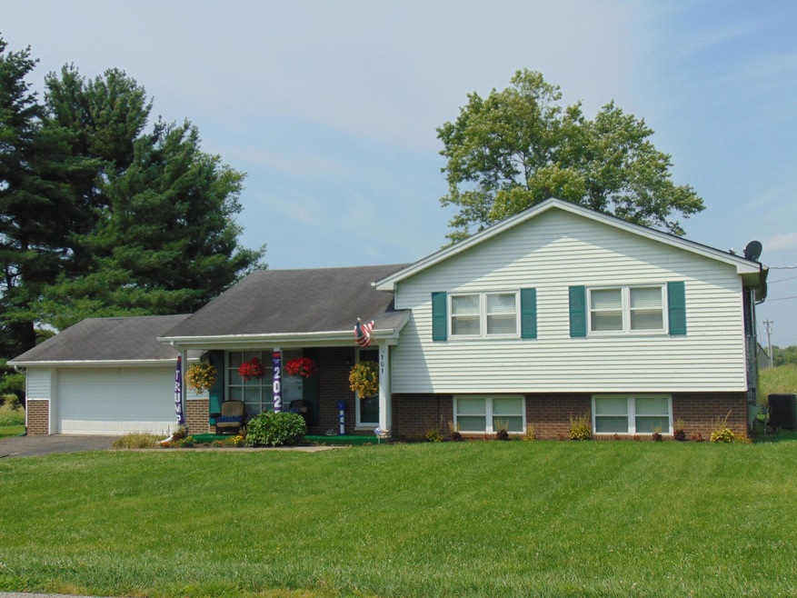 101 Sparrow Ln, Harrodsburg, KY 40330 - photo 1