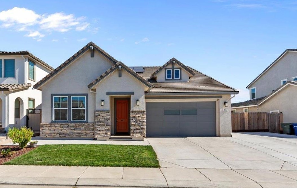 4368 Icon Ave, Modesto, CA 95356 - photo 1