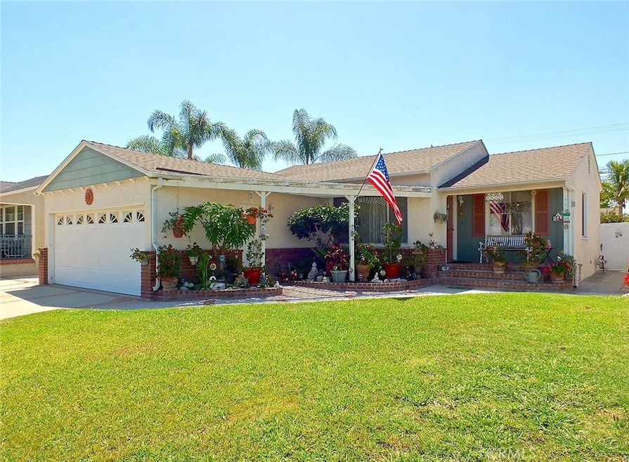 5425 Verdura Ave, Lakewood, CA 90712 - photo 1