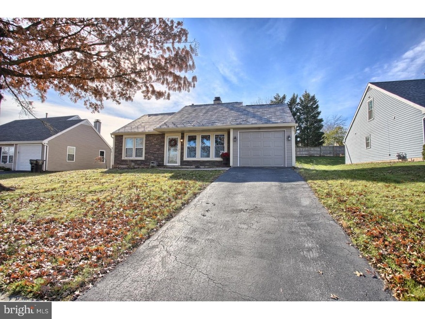 1017 Rill Rd, Reading, PA 19606 - photo 1